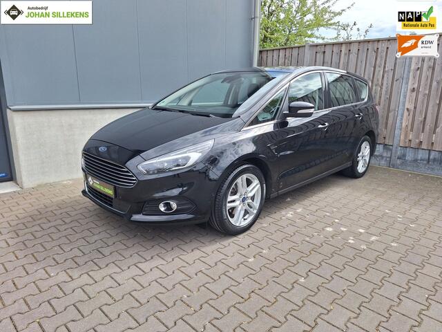 Ford S-MAX 1.5 Titanium | Airco | Cruise Control | LED dagrijverlichting | Voorstoelen Verwarmd & memory seat functie |