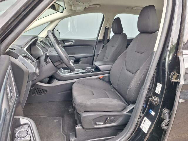 Ford S-MAX 1.5 Titanium | Airco | Cruise Control | LED dagrijverlichting | Voorstoelen Verwarmd & memory seat functie |