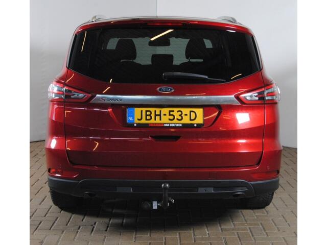 Ford S-MAX 1.5 Trend 7p. | Carplay | Trekhaak | Stoelverwarming