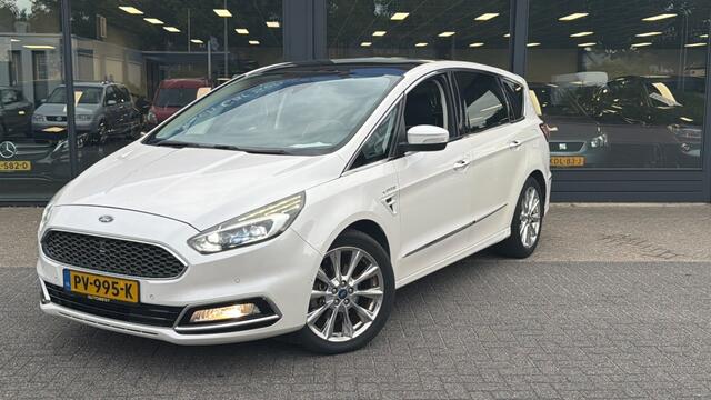 Ford S-MAX 2.0 Vignale Full options. "NAP" orgineel NL 1e eigenaar!!!