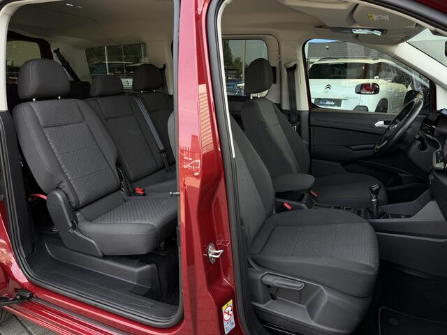 Ford TOURNEO Grand | 1.5 TSI 7p | Adaptive CC | Drivers Assist | Winter-pakket | Carplay DAB+ | 7-zits | LED Interesse, Proefrit? Bel of app met: 06-24 28 28 42 / 06-42130156 Interesse, Proefrit? Bel of app met: 06-24 28 28 42 / 06-42130156