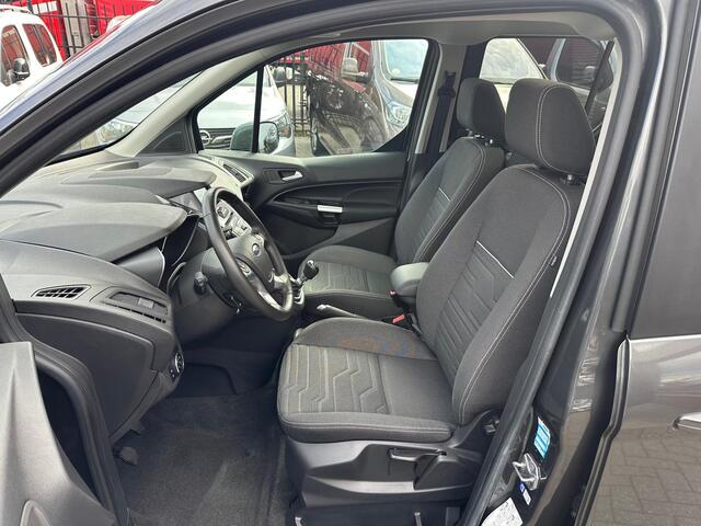 Ford TOURNEO CONNECT Compact Titanium - Rolstoelauto - Rolstoelvervoer - Full Option - Slechts 25.000 km !! - 1e Eigenaar