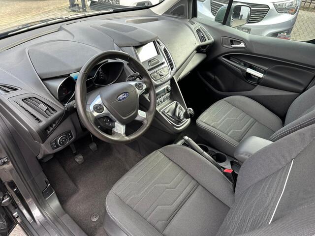 Ford TOURNEO CONNECT Compact Titanium - Rolstoelauto - Rolstoelvervoer - Full Option - Slechts 25.000 km !! - 1e Eigenaar