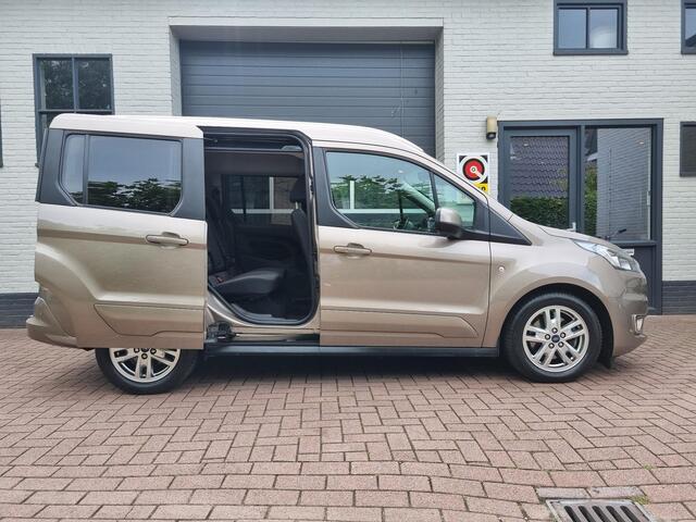 Ford TOURNEO CONNECT 1.0 Titanium NAVI / CAMERA / PANORAMADAK / CRUISE / PDC