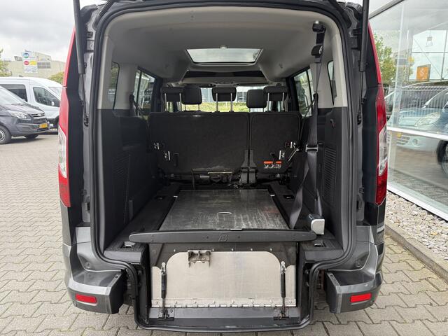 Ford TOURNEO CONNECT Grand 5+1 Rolstoelauto 1.5 TDCi Titanium (Mooie complete 5+1 Rolstoelauto!)