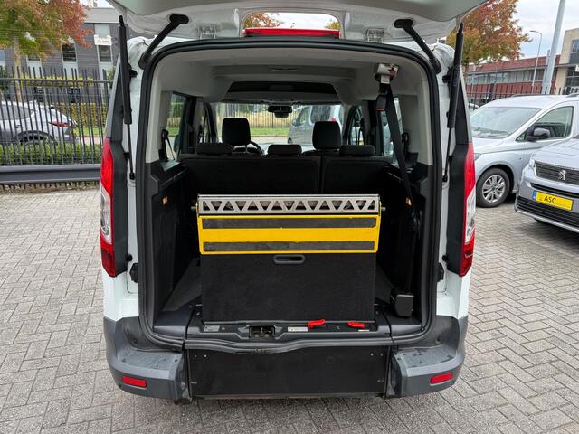 Ford TOURNEO CONNECT Rolstoelauto 3+1 of 5+0 Rolstoelvervoer