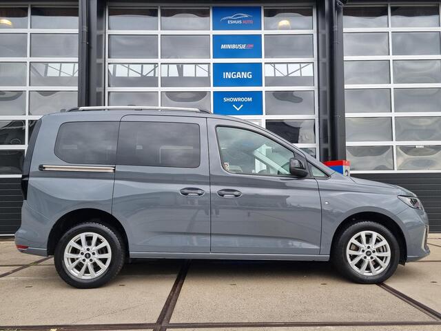 Ford TOURNEO CONNECT 1.5 Titanium NAVI / CRUISE / PDC / AIRCO ECC