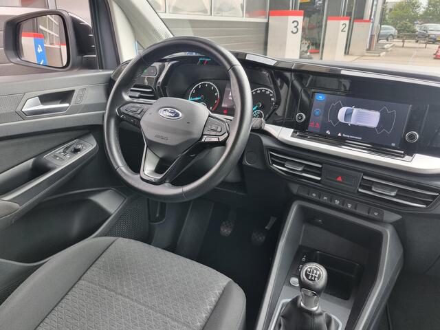 Ford TOURNEO CONNECT 1.5 Titanium NAVI / CRUISE / PDC / AIRCO ECC