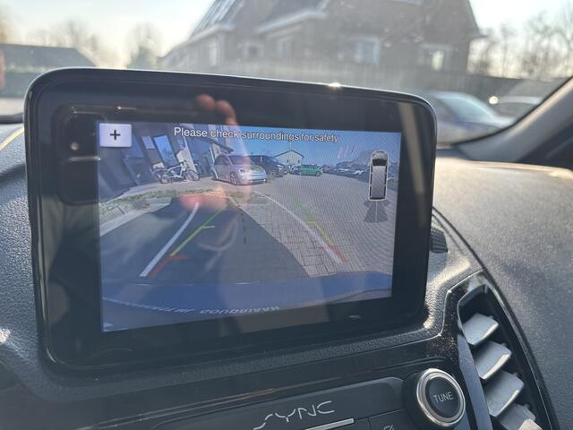 Ford TOURNEO CONNECT Compact 1.0 Turbo Titanium 5-Persoons Carplay / Panoramadak / All-Seasons