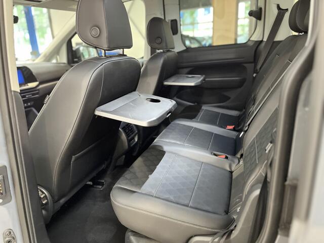 Ford TOURNEO CONNECT 1.5 PHEV 150pk Titanium | Trekhaak |Lederen Bekleding I Winterpack | Adaptive Cruise | AGR | All seasonbanden | Garantie t/m 10-2029 | |