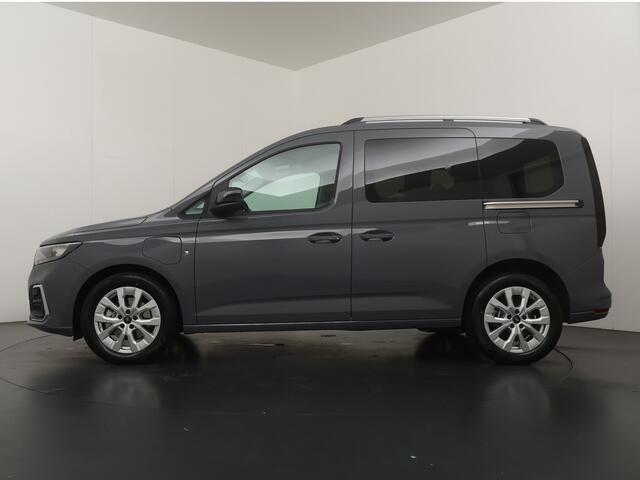 Ford TOURNEO CONNECT 1.5 PHEV 150pk Titanium | Trekhaak | Winterpack | Adaptive Cruise | AGR | All seasonbanden | Garantie t/m 12-2029 | |
