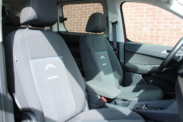 Ford TOURNEO CONNECT 7P 1.5 EcoBoost 150PK PHEV L2 Active |PANO-DAK|ACC|KEYLESS|LED|