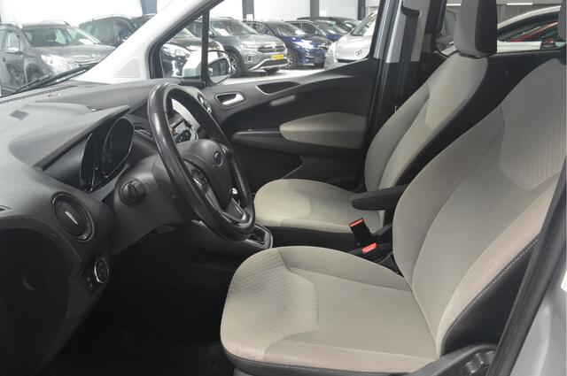 Ford TOURNEO COURIER 1.0 Titanium // AIRCO // NAVI // CRUISE // CAMERA // PARKEERSENSOREN VOOR & ACHTER //
