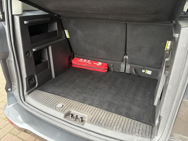 Ford TOURNEO COURIER 1.0 Ecoboost 100pk Titanium AIRCO/CRUISE/PDC/TREKHAAK