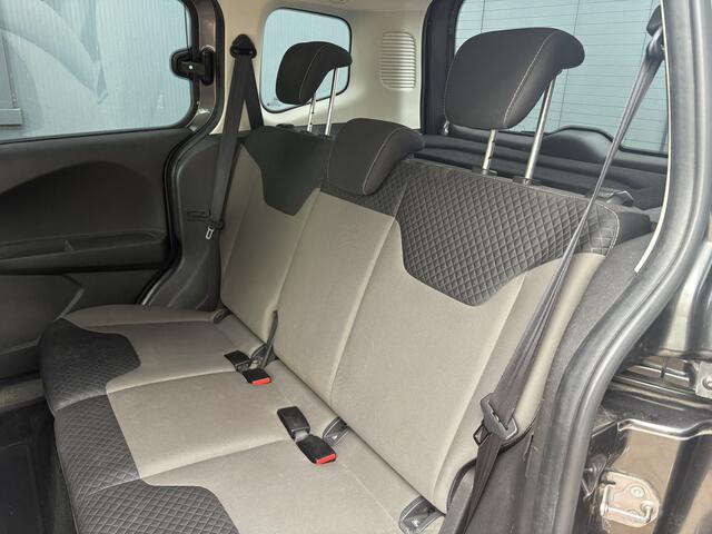 Ford TOURNEO COURIER 1.0 Ecoboost 100pk Titanium AIRCO/CRUISE/PDC/TREKHAAK