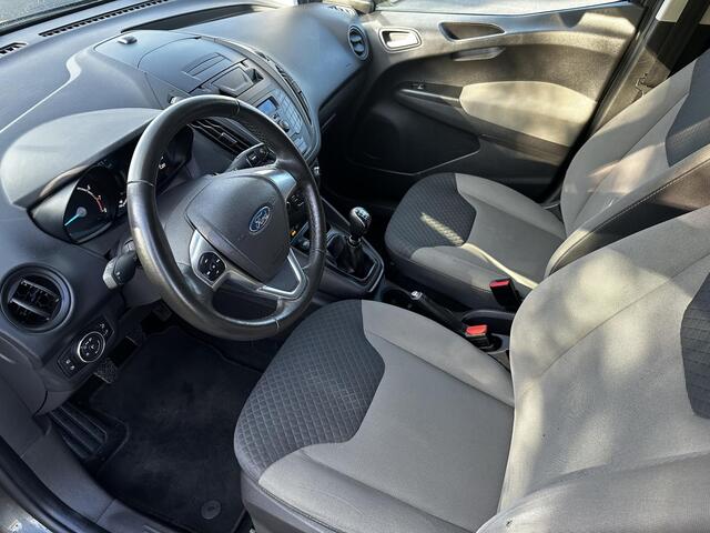 Ford TOURNEO COURIER 1.0 Titanium | Trekhaak |