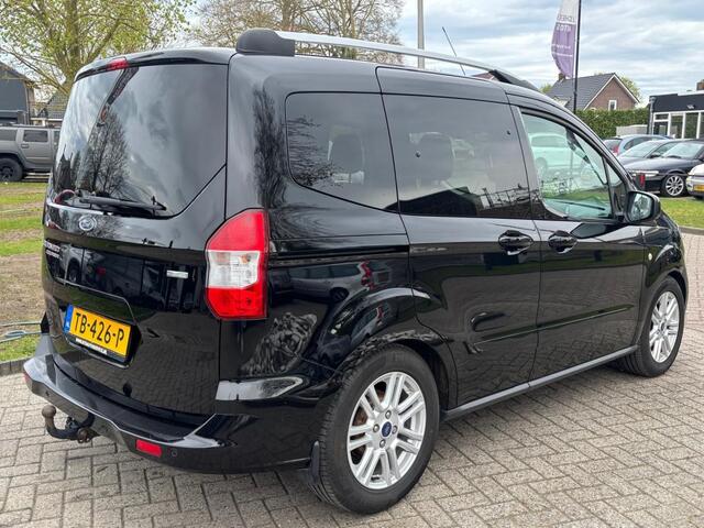 Ford TOURNEO COURIER 1.0 Titanium 2017 Trekhaak 5-Persoons