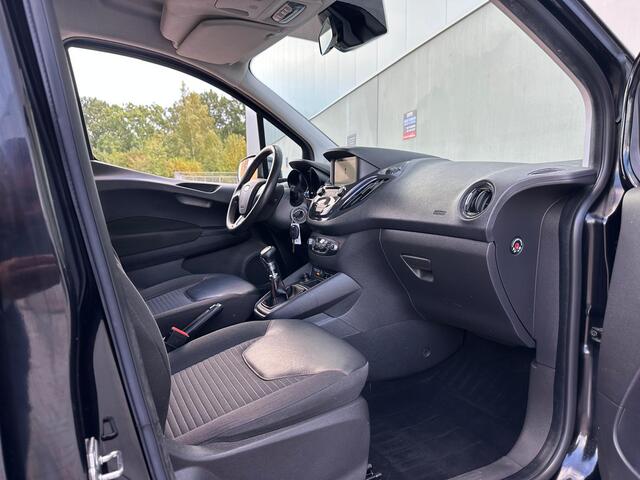Ford TOURNEO COURIER 1.0 Titanium Distributieriem Vervangen,Climate C, Camera!!!!