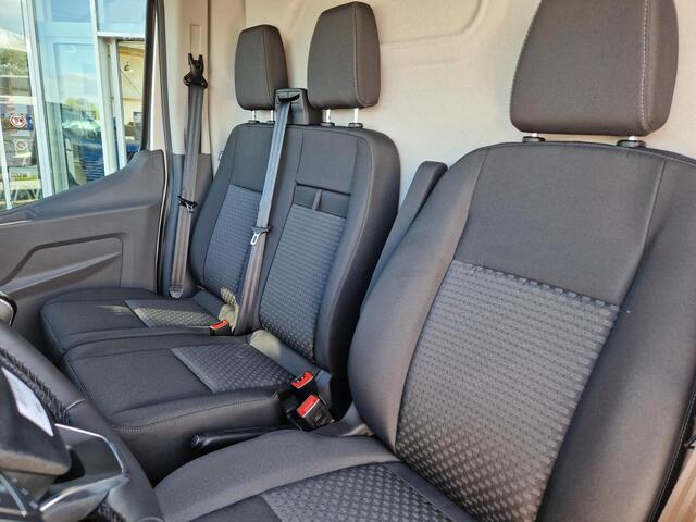 Ford TRANSIT 330 2.0 TDCI L2H2 Trend 170 PK | SYNC 4 scherm | Driver assistance pack | Trekhaak | Stoelverwarming | Elektrisch vertelbare stoel | Safety & comfort pack 1 |16 inch lichtmetalen velgen | Reservewiel