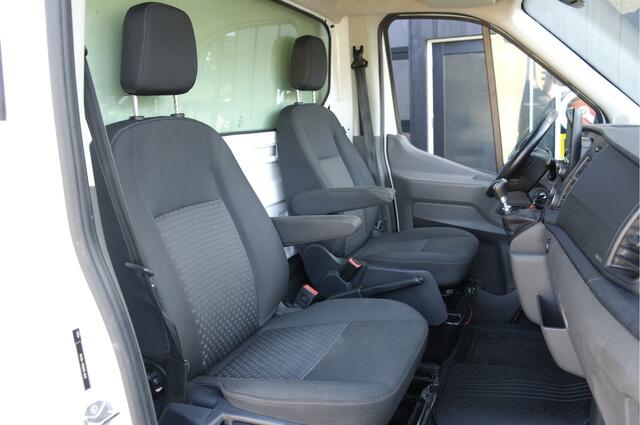 Ford TRANSIT 350 2.0 TDCI L4H1 Trend RWD / NL-Auto / Meubelbak / Carplay / Cruise