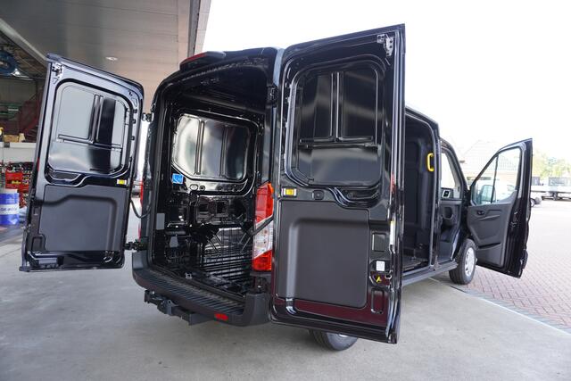 Ford TRANSIT 350M 2.0 TDCI 130PK L2H2 Trend Automaat nr.V061 | Airco | Cruise | Navi | Camera |Trekhaak