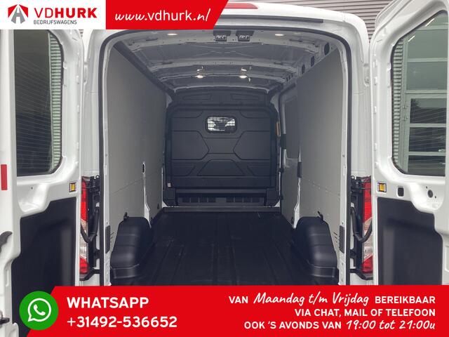Ford TRANSIT 350 2.0 TDCI 130 pk Aut. L3H2 Trend NIEUW Cruise/ PDC V+A/ DAB/ Airco