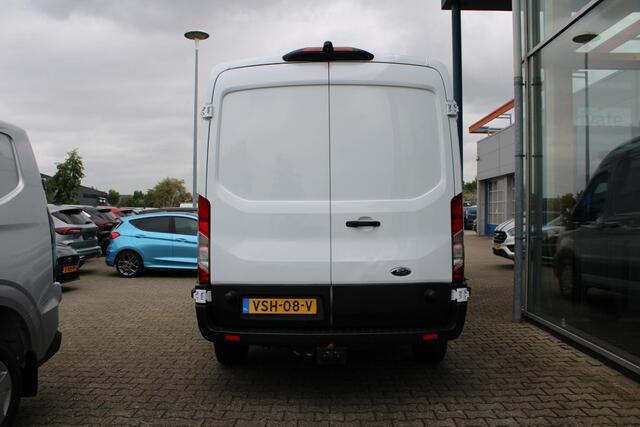 Ford TRANSIT 350 2.0 TDCI L3H2 Trend | Trekhaak | Stand kachel | Camera | Airco | Cruise Control |