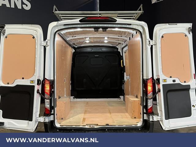 Ford TRANSIT 2.0 TDCI 131pk L2H2 Euro6 Airco | Trekhaak | Imperiaal | Cruisecontrol LED, Trap, Parkeersensoren, Bijrijdersbank