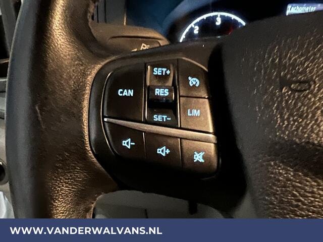 Ford TRANSIT 2.0 TDCI 131pk L2H2 Euro6 Airco | Trekhaak | Imperiaal | Cruisecontrol LED, Trap, Parkeersensoren, Bijrijdersbank