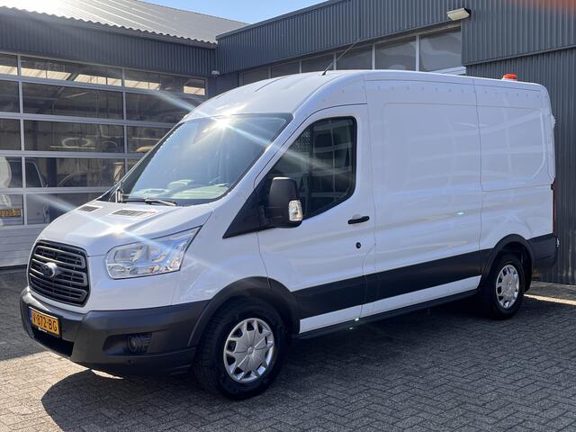 Ford TRANSIT 350 2.2 TDCI L2H2 Werkplaats inrichting Kast Inrichting Servicewagen Trekhaak 2800kg Trekgewicht Standkachel Airco Cruise controle Sortimo 1e eigenaar Dealer onderhouden Euro 6 Bpm vrij