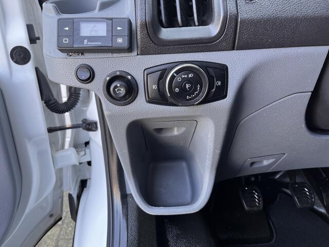 Ford TRANSIT 350 2.2 TDCI L2H2 Werkplaats inrichting Kast Inrichting Servicewagen Trekhaak 2800kg Trekgewicht Standkachel Airco Cruise controle Sortimo 1e eigenaar Dealer onderhouden Euro 6 Bpm vrij