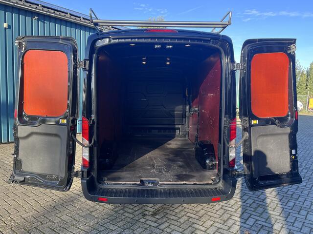 Ford TRANSIT 350 2.0 170Pk TDCI L3H2 Trend / Cruise / Airco / IMPERIAAL / Navi / Lease ¤393,- pm / Apk t/m 28-03-2025