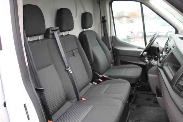 Ford TRANSIT 2.0 TDCI L2H2 2x Schuifdeur EURO 6 - Airco - Cruise - PDC - ¤ 14.950,- Excl. Rest van foto's pas maken wanneer deze is uitgedeukt / gespoten