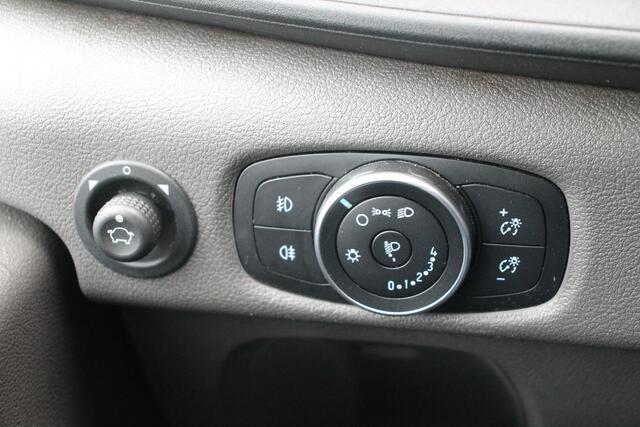 Ford TRANSIT 2.0 TDCI L2H2 2x Schuifdeur EURO 6 - Airco - Cruise - PDC - ¤ 14.950,- Excl. Rest van foto's pas maken wanneer deze is uitgedeukt / gespoten