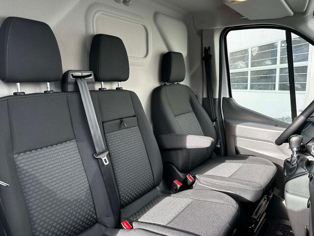 Ford TRANSIT 350 2.0 TDCI L3H2 130pk NAVI270 deurenTrekhaakAll WeatherBetimme