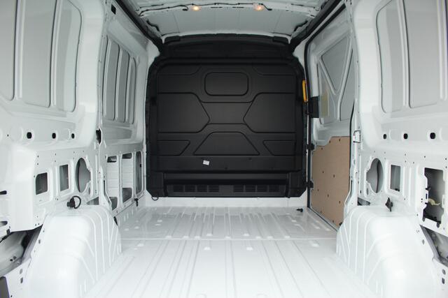 Ford TRANSIT 350 2.0TDCI 165pk L2H2 Trend | Automaat | Carplay/Android | Camera | Cruise | Sync 4 13" | Lease 735,- p/m