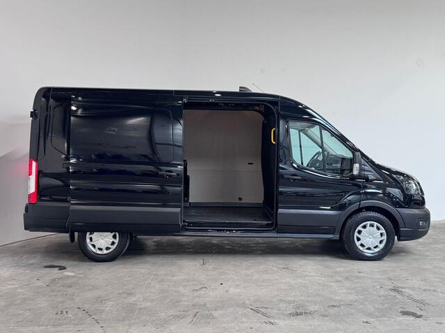 Ford TRANSIT 330 2.0 TDCI L3H2 Trend Automaat Airco Navigatie Camera Trekhaak Cruise Control