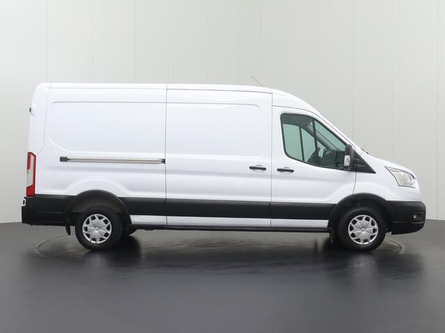 Ford TRANSIT 2.0TDCI 130PK L3H2 | Airco | Cruise | 3-Persoons | Betimmering