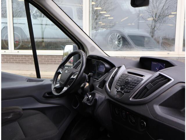 Ford TRANSIT 330 2.2 TDCI 155 PK L3H2 TREND + CAMERA / 2800 KG TREKHAAK / NAVIGATIE