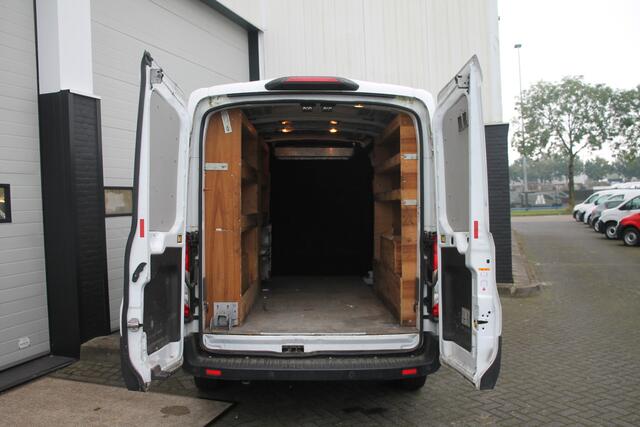Ford TRANSIT 2.0 TDCI L3H2 130PK EURO 6 - Airco - Cruise - PDC - ¤17.950,- Excl.