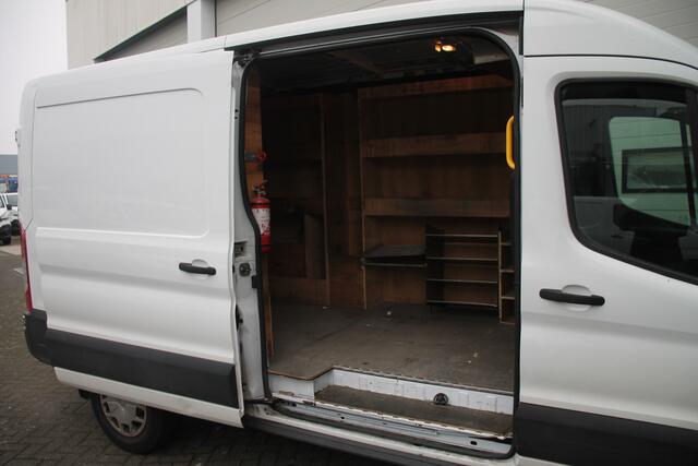 Ford TRANSIT 2.0 TDCI L3H2 130PK EURO 6 - Airco - Cruise - PDC - ¤17.950,- Excl.