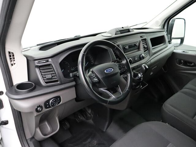 Ford TRANSIT 2.0TDCI 130PK L3H2 | Airco | Cruise | 3-Persoons | Betimmering