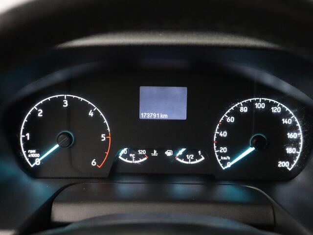 Ford TRANSIT 2.0TDCI 130PK L3H2 | Airco | Cruise | 3-Persoons | Betimmering