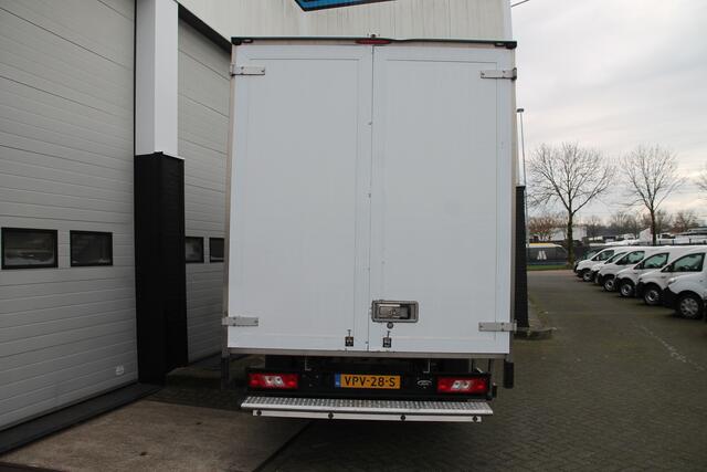 Ford TRANSIT 2.0 TDCI 130PK L4 Bakwagen EURO 6 - Airco - Cruise - PDC - ¤ 16.950,- Excl.