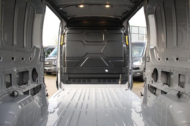 Ford TRANSIT 350 2.0TDCI 165pk L3H2 Trend | Automaat | Nieuw model | L+R Zijdeur | Sync 4 13" | Camera | Carplay/Android | Lease 771,- p/m