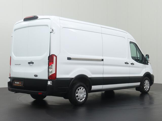 Ford TRANSIT 2.0TDCI 130PK L3H2 | Airco | Cruise | 3-Persoons | Betimmering