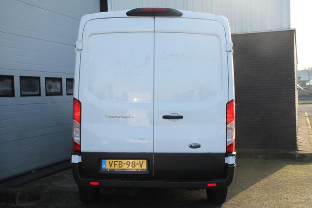 Ford TRANSIT 2.0 TDCI 130PK L2H2 - EURO 6 - Airco - Cruise - PDC - ¤ 17.900,- Excl.