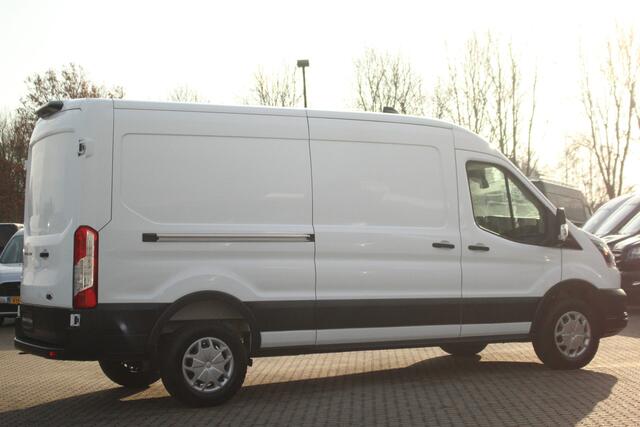 Ford TRANSIT 350 2.0TDCI 165pk L3H2 Trend RWD | Automaat | 3500kg trekgewicht | Standkachel | Camera | Cruise | Lease 681,- p/m
