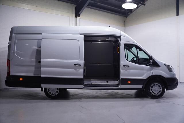 Ford TRANSIT 2.0 TDCI 130 pk L4H3 Navi, Camera 270 Graden Deuren, Laadruimte Pakket, Cruise Control, PDC V+A, 3-Zits