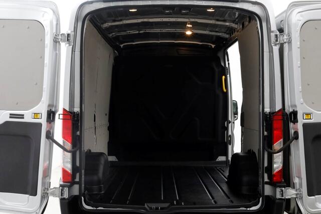 Ford TRANSIT 2.0 TDCI 130pk Automaat L2H2 Trend Airco/Navi/Camera 03-2021